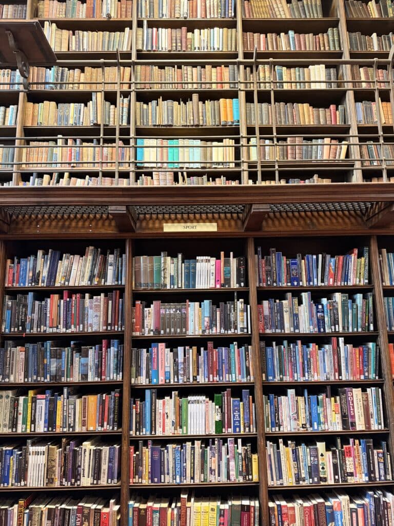 book shops edinburgh princes street